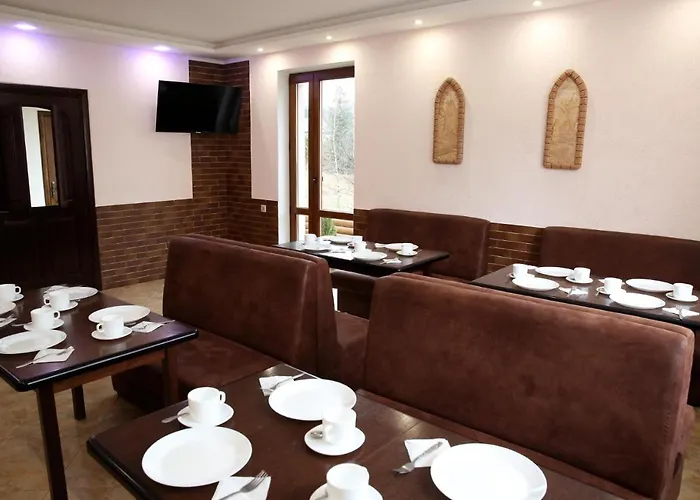 Den House * Myslovka