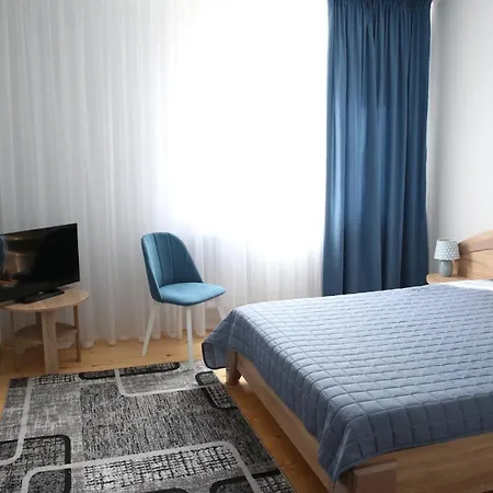 Den House Myslovka